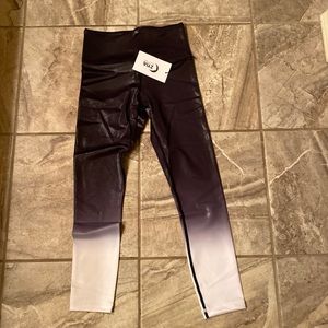 Zyia BNWT and in bag black and white ombré light and tight size 2